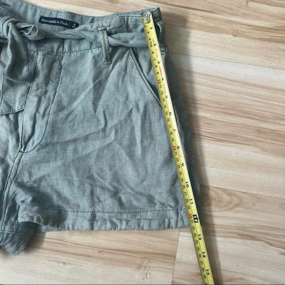 A&F Shorts - Picture 4 of 5